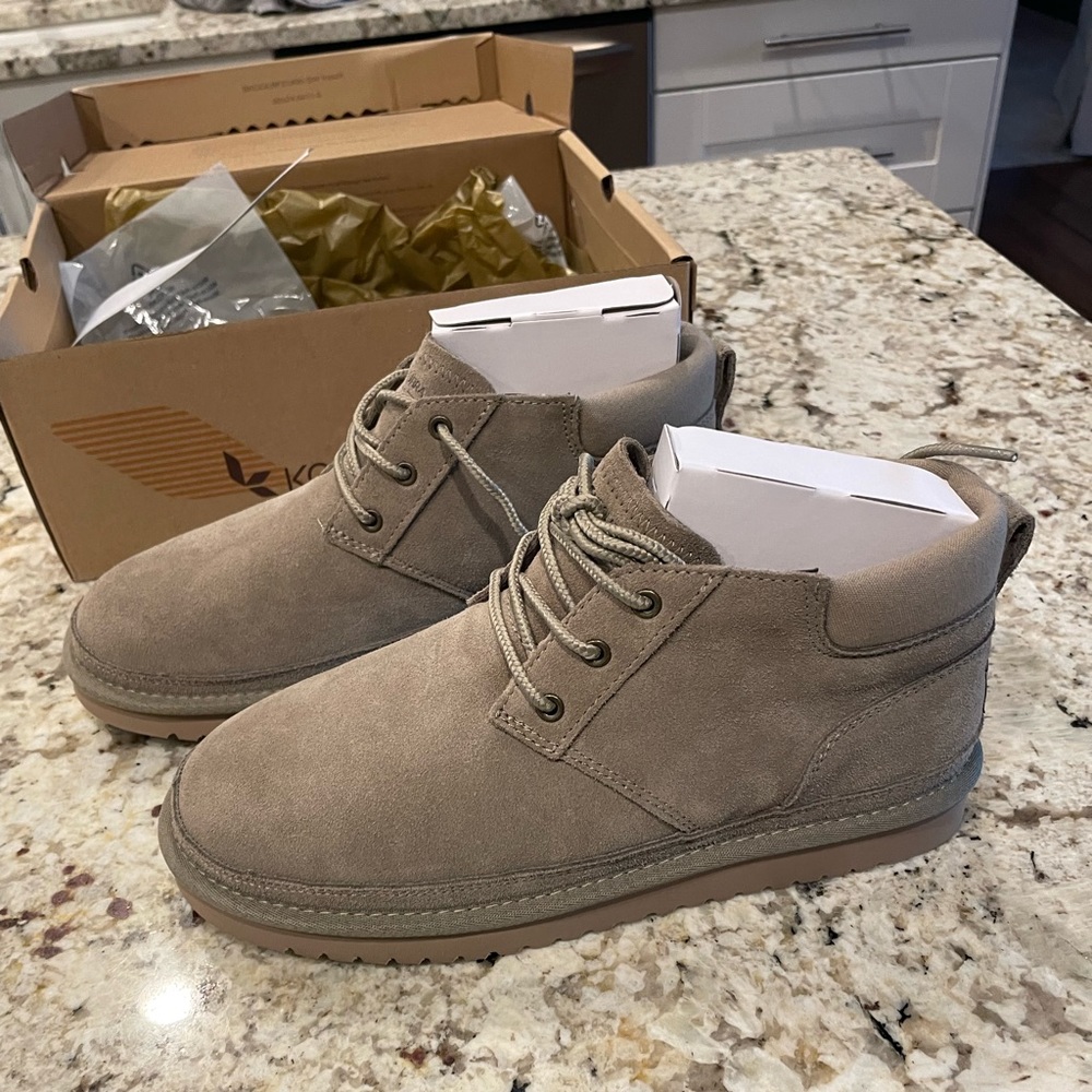 Koolaburra Advay Boots Brand New